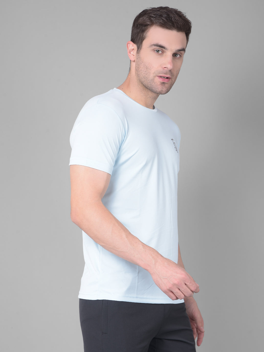 Sky Blue Serenity Kookaburra's Round Neck T-Shirt for a Fresh and Vibrant Look